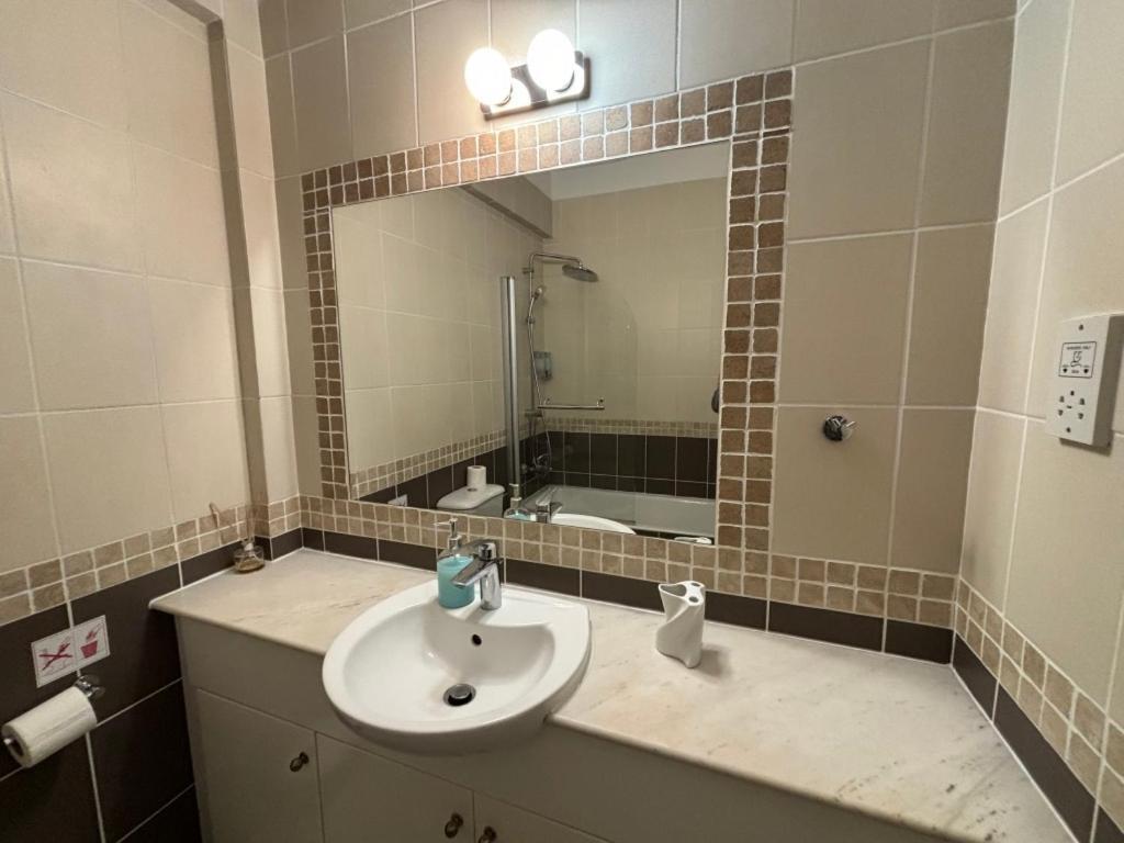 Cozy Apartment In Paphos Beautiful Complex المظهر الخارجي الصورة